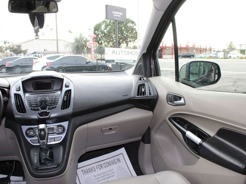 Used 2016 Ford Transit Connect Titanium image 20