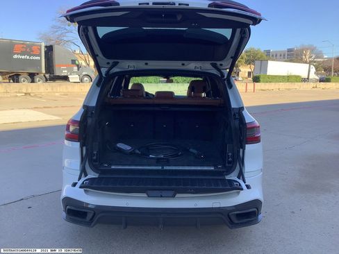 Used 2021 BMW X5 xDrive45e w/ M Sport Package image 14