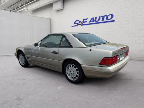 Used 1997 Mercedes-Benz SL 320 image 3