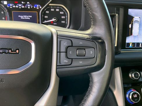 Used 2021 GMC Yukon Denali w/ Denali Ultimate Package image 24