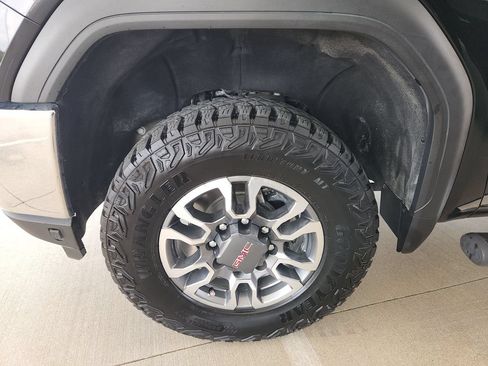 Used 2022 GMC Sierra 2500 SLE w/ SLE Convenience Package AWD/4WD image 30