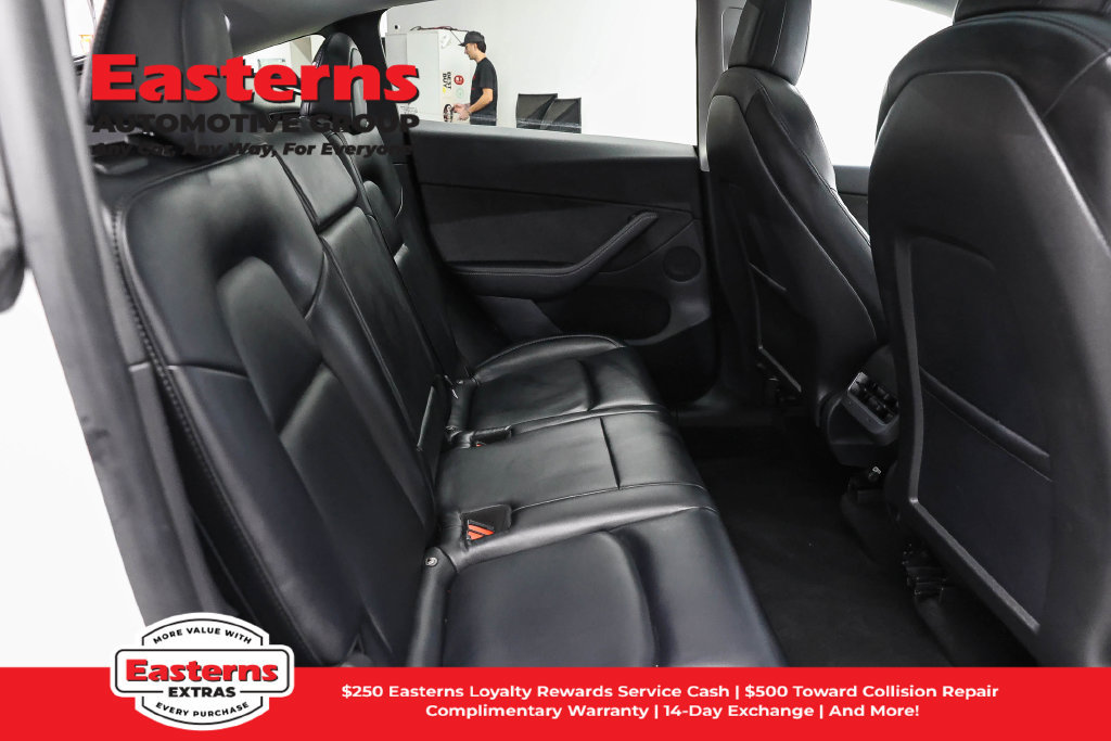 Used 2022 Tesla Model Y Long Range AWD/4WD image 18