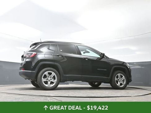 Used 2024 Jeep Compass Latitude image 44