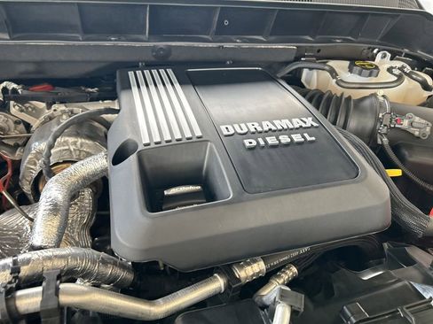 Used 2025 Chevrolet Silverado 1500 RST image 12