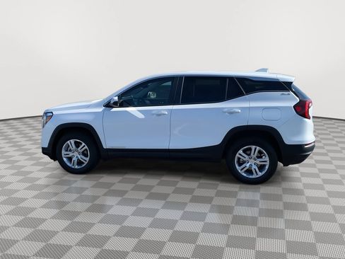 Used 2024 GMC Terrain SLE AWD/4WD image 4