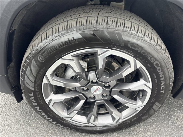 Used 2025 GMC Terrain Elevation w/ Elevation Premium Package AWD/4WD image 32