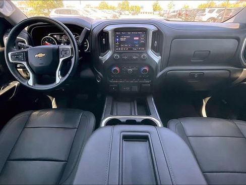 Used 2022 Chevrolet Silverado 2500 LTZ w/ LTZ Plus Package AWD/4WD image 7