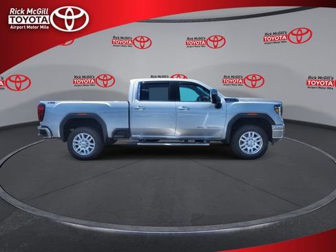 Used 2023 GMC Sierra 2500 SLT AWD/4WD image 9
