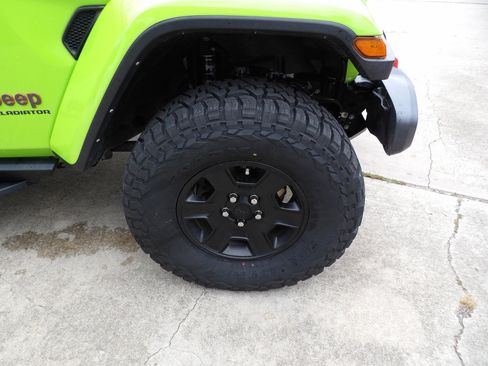 Used 2021 Jeep Gladiator Mojave image 23