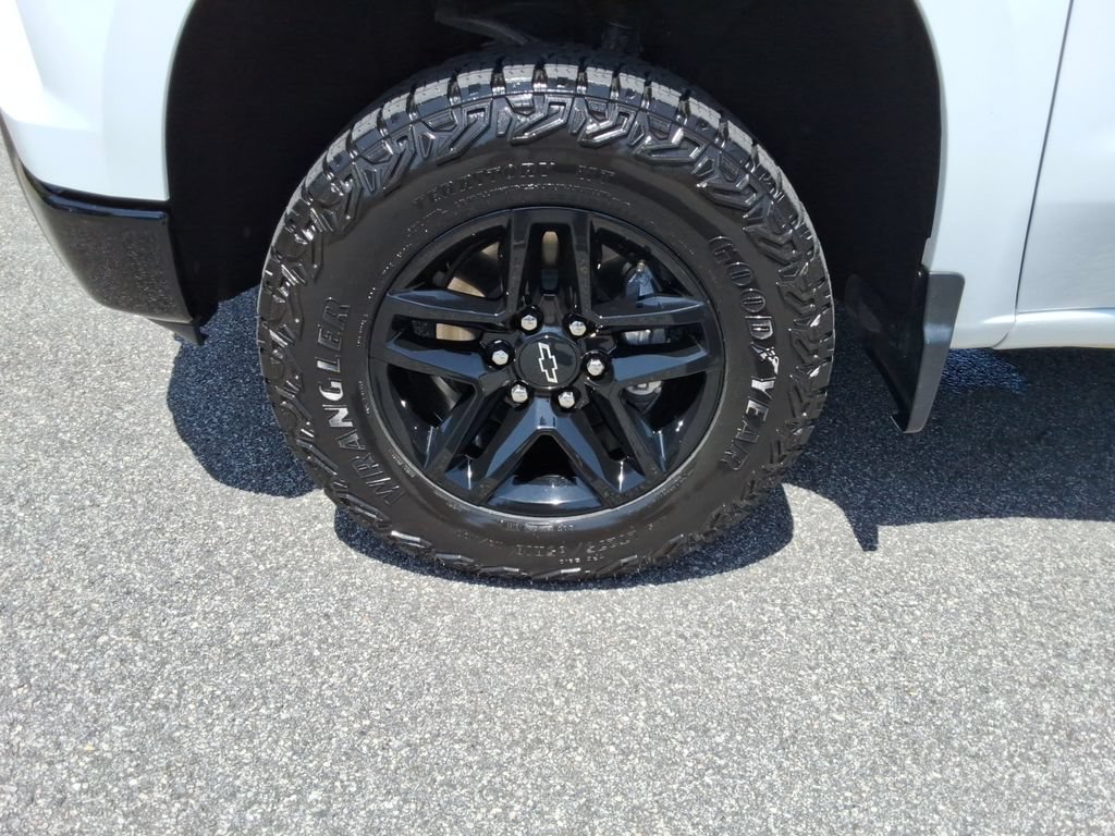 Certified 2024 Chevrolet Silverado 1500 LT Trail Boss w/ LT Trail Boss Premium Package AWD/4WD image 10