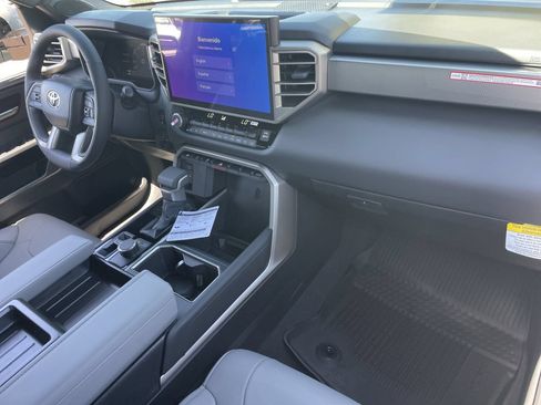 New 2026 Toyota Tundra Limited AWD/4WD image 24
