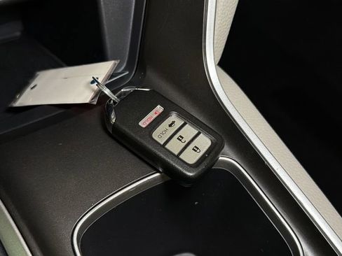 Used 2018 Honda Accord LX image 31