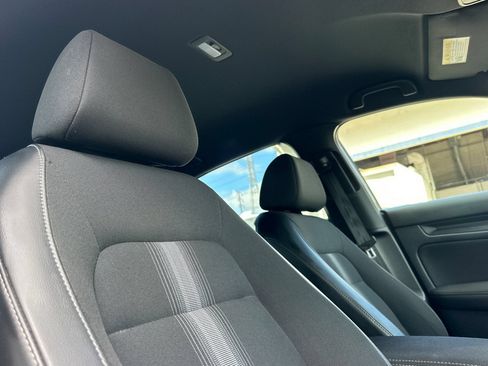 Used 2025 Honda Civic Sport image 19
