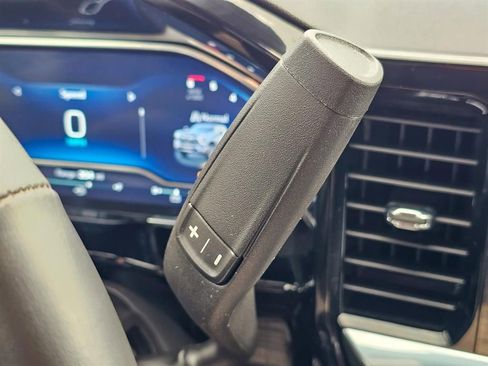 Used 2025 Chevrolet Silverado 2500 LTZ w/ Trail Boss Package image 21