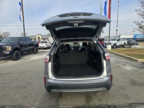 Used 2024 Ford Edge SEL image 13