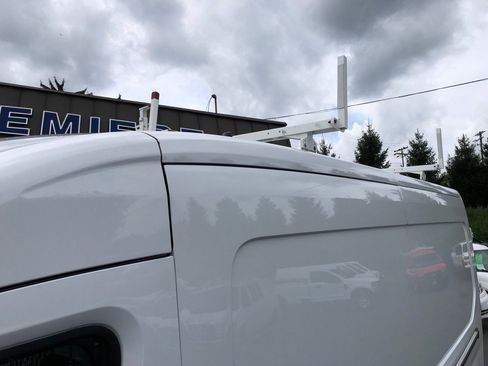 Used 2020 Ford Transit 250 Medium Roof RWD image 13