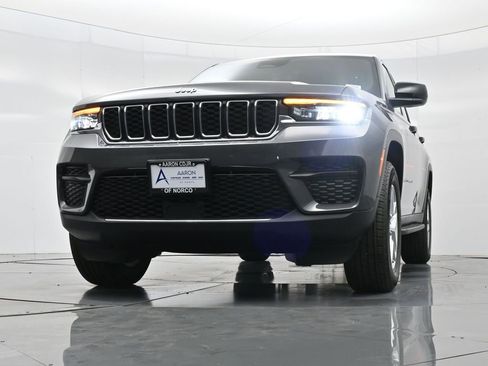 New 2025 Jeep Grand Cherokee Laredo X image 32