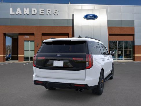 New 2025 Ford Expedition Tremor image 8