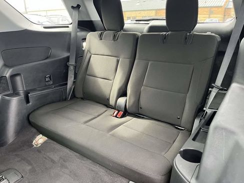 Used 2022 Ford Explorer XLT RWD image 16