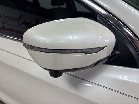 Used 2019 Nissan Rogue Sport SL w/ Premium Package image 21