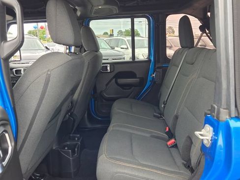 Used 2024 Jeep Wrangler Unlimited Sport AWD/4WD image 6