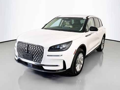 Used 2023 Lincoln Corsair FWD image 4