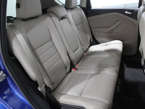 Used 2018 Ford Escape SEL image 18