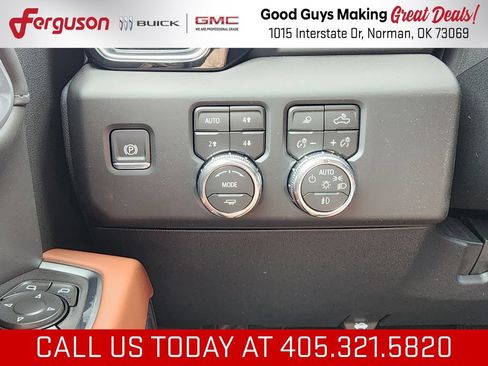 New 2026 GMC Sierra 2500 Denali Ultimate w/ Max Trailering Package AWD/4WD image 22
