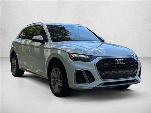 Used 2023 Audi Q5 2.0T Premium AWD/4WD image 3