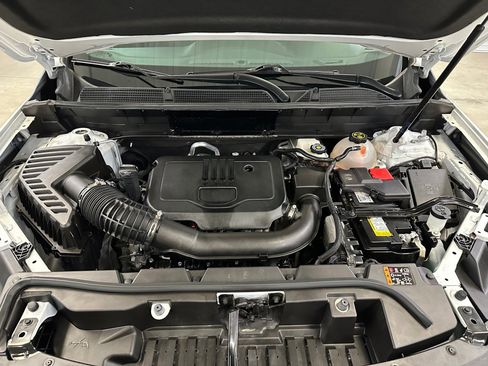 Certified 2023 GMC Acadia SLE w/ Driver Convenience Package image 39