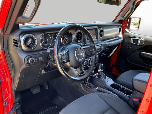 Used 2022 Jeep Gladiator Sport AWD/4WD image 17