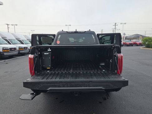 Used 2026 Toyota Tundra Platinum w/ Tow Tech Package AWD/4WD image 14