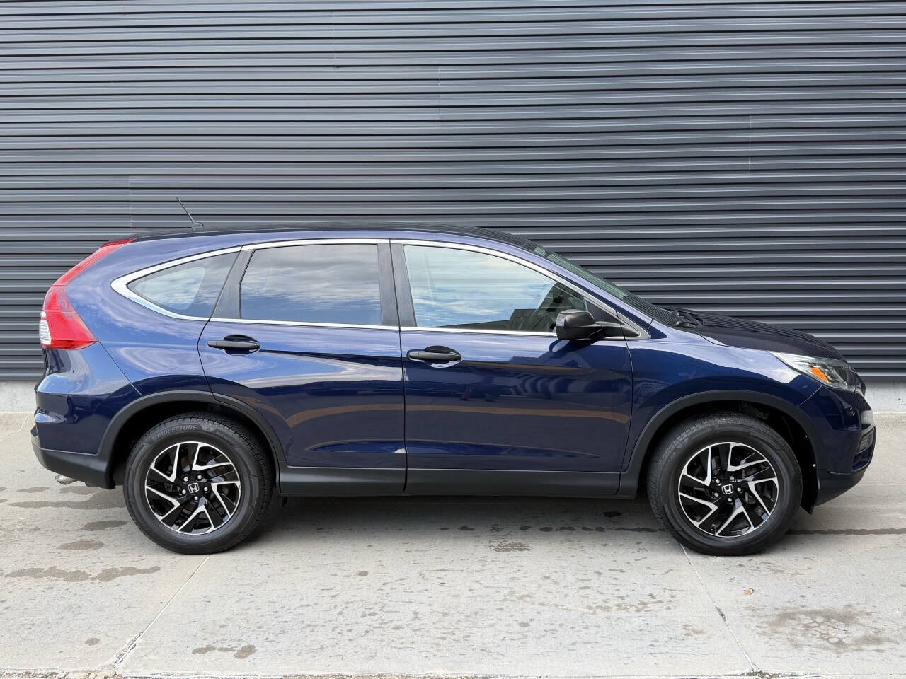 Used 2016 Honda CR-V SE image 10