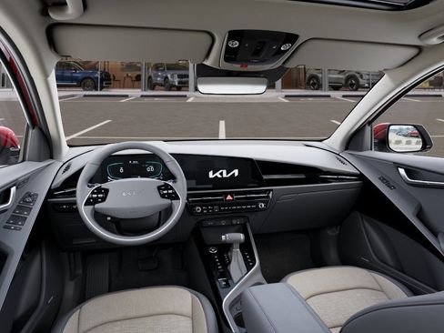 New 2026 Kia Niro FWD image 14
