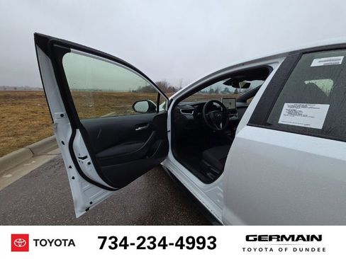 New 2026 Toyota Corolla SE image 19