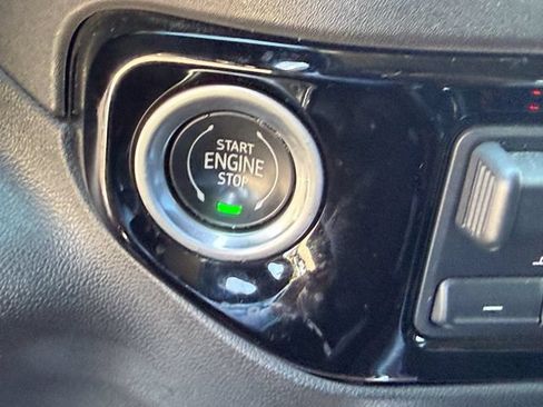 Used 2022 Chevrolet Silverado 1500 RST w/ RST All Star Premium Package AWD/4WD image 25