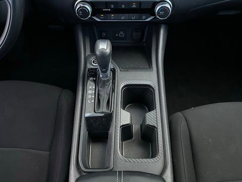 Used 2025 Nissan Sentra S image 13