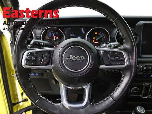 Used 2023 Jeep Wrangler Unlimited Sahara w/ Cold Weather Group image 10