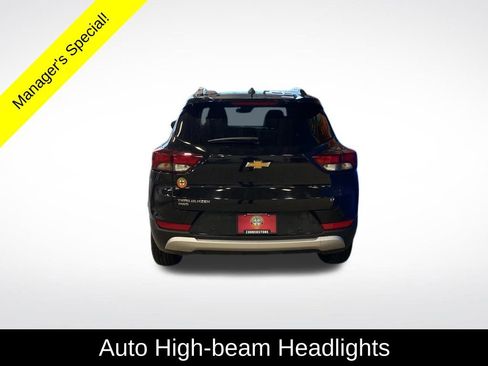 Used 2025 Chevrolet TrailBlazer LT w/ Driver Confidence Package image 17