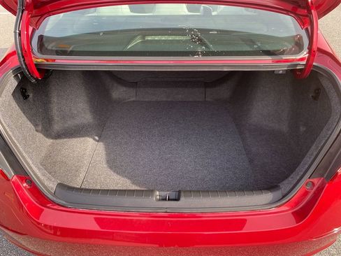 Used 2019 Honda Accord LX image 25