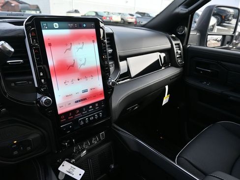 New 2026 RAM 3500 Limited image 19