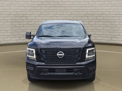 Used 2023 Nissan Titan SV w/ SV Convenience Package AWD/4WD image 2
