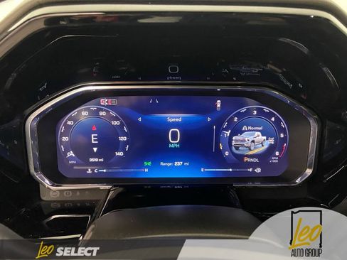 Used 2026 Chevrolet Silverado 2500 ZR2 AWD/4WD image 14