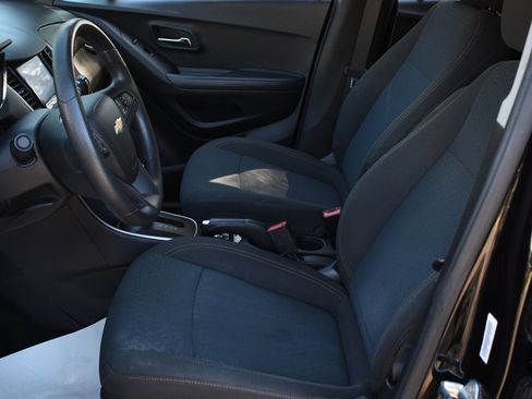 Used 2020 Chevrolet Trax LS w/ Tint and Cruise Package image 16