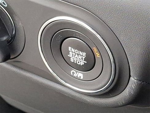 New 2024 Maserati Levante GT Ultima image 37