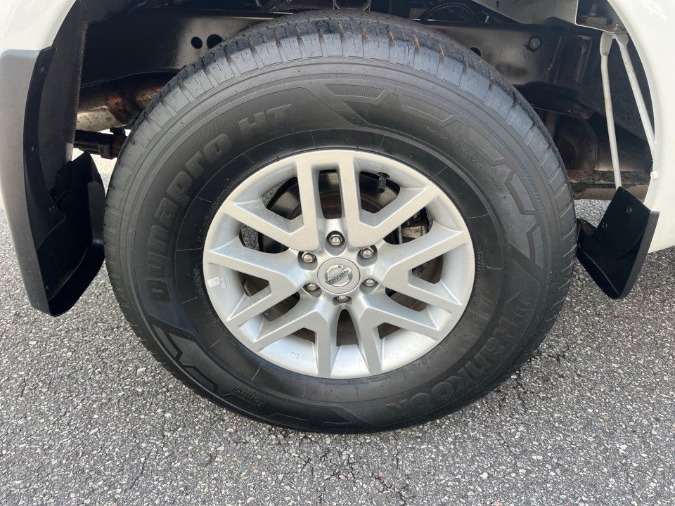 Used 2020 Nissan Frontier SV AWD/4WD image 22