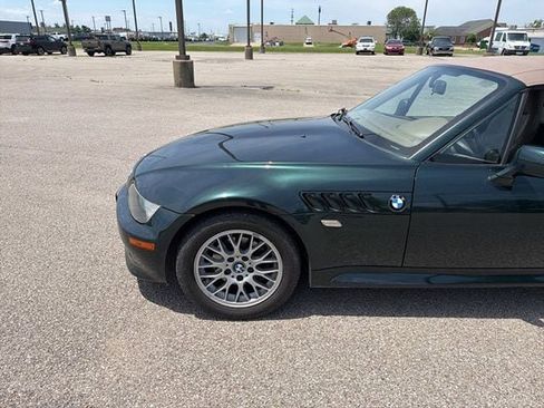 Used 2001 BMW Z3 2.5i RWD image 6