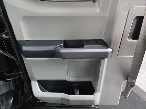 Used 2020 Ford F150 XLT w/ Trailer Tow Package image 19