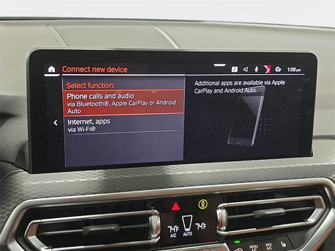 Used 2024 BMW X4 xDrive30i w/ Premium Package image 17