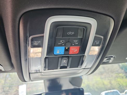 Used 2025 RAM 1500 Big Horn image 34